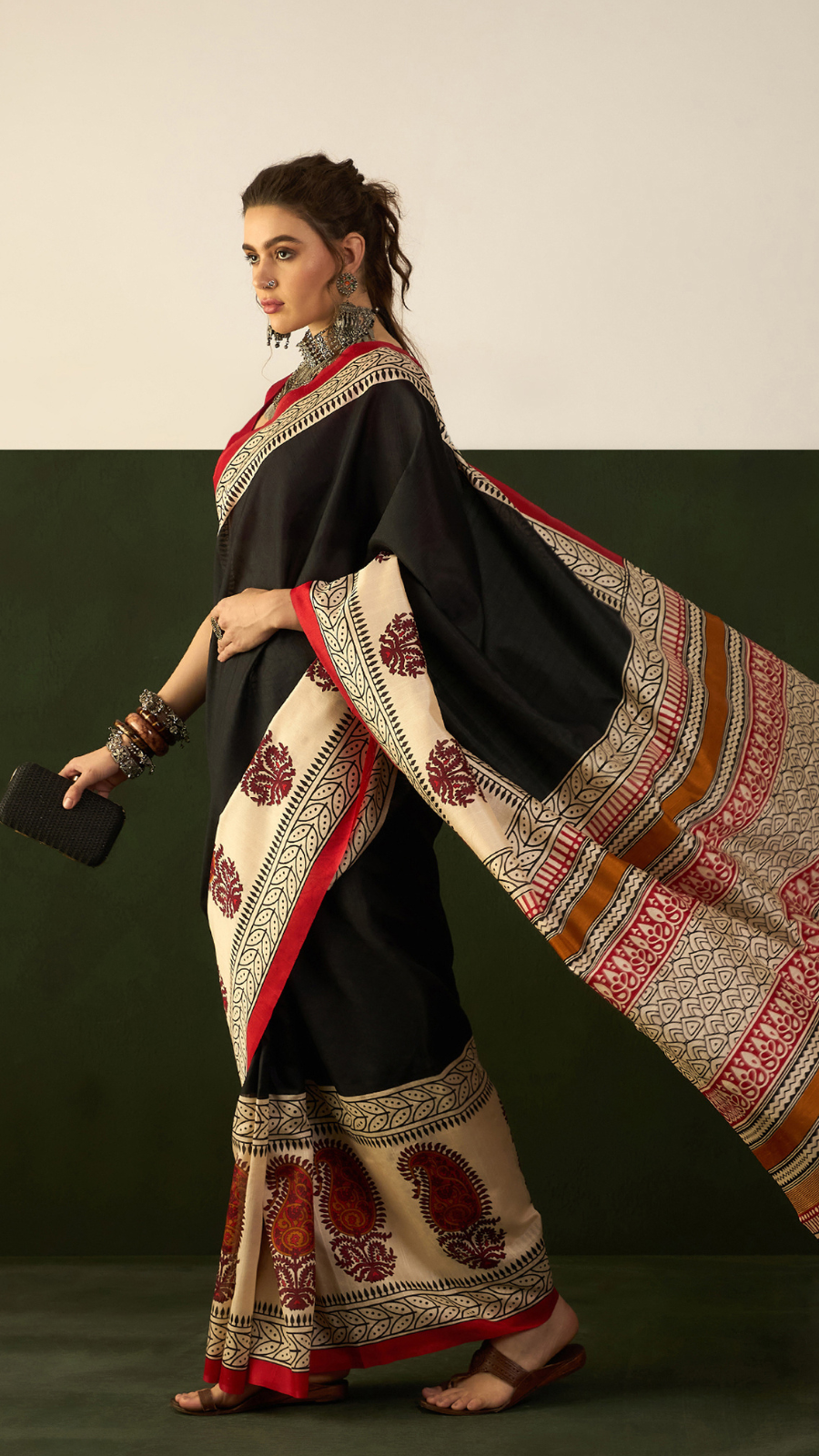 apple  lifestyle saree